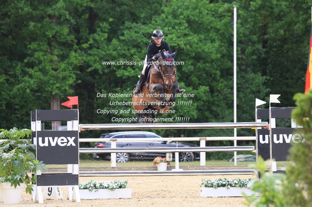 Preview naomi himmelreich mit kannut IMG_1763.jpg